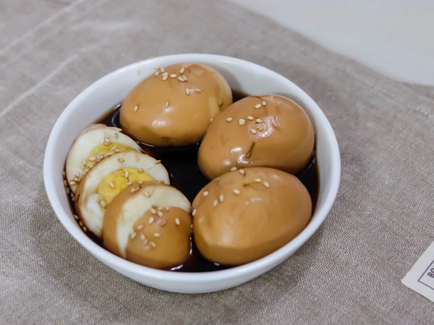 "여행자 배고프지?? 할머니가 아침 차려왔어"